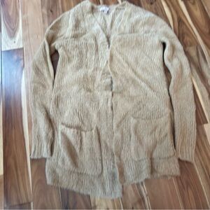 Love Tree Fuzzy Beige Open-Front Cardigan. Size Medium